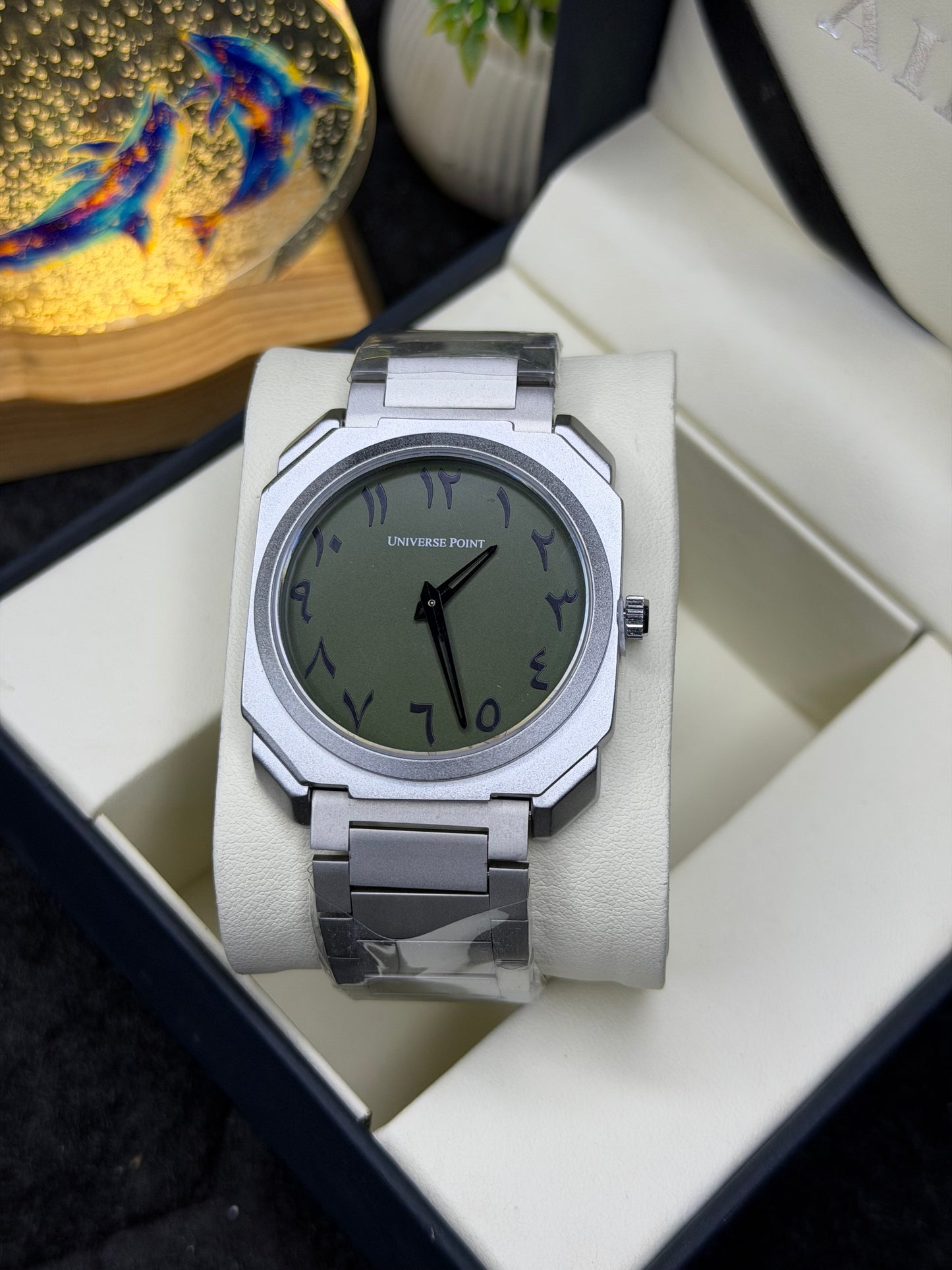 Universe Point Stainless Steel Slim Men,s Watch